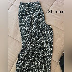 LuLaRoe Maxi Skirt